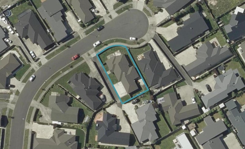 14 Medallion Court, Kelvin Grove, Palmerston North - Carousel 1