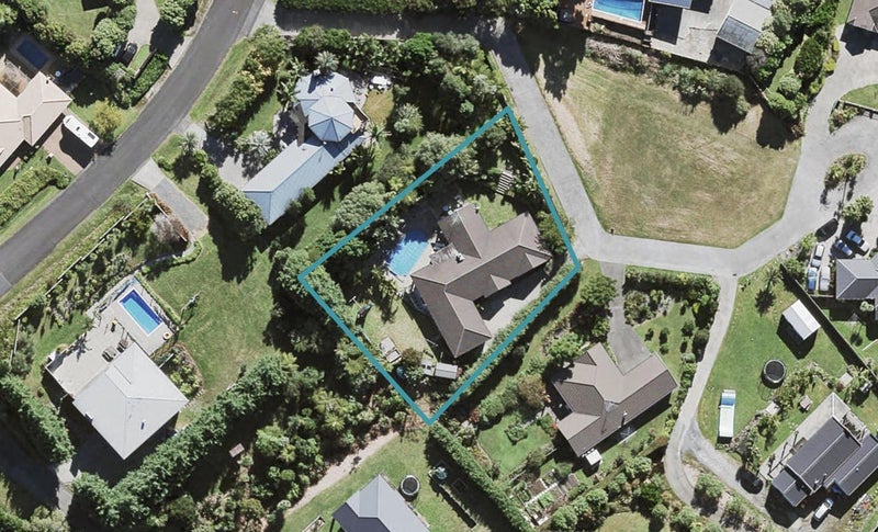 3B Olwyn Place, Greenhithe, Auckland - Carousel 1
