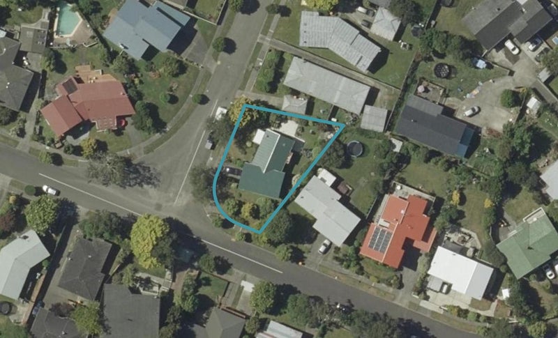 2 Erin Street, Hokowhitu, Palmerston North - Carousel 1
