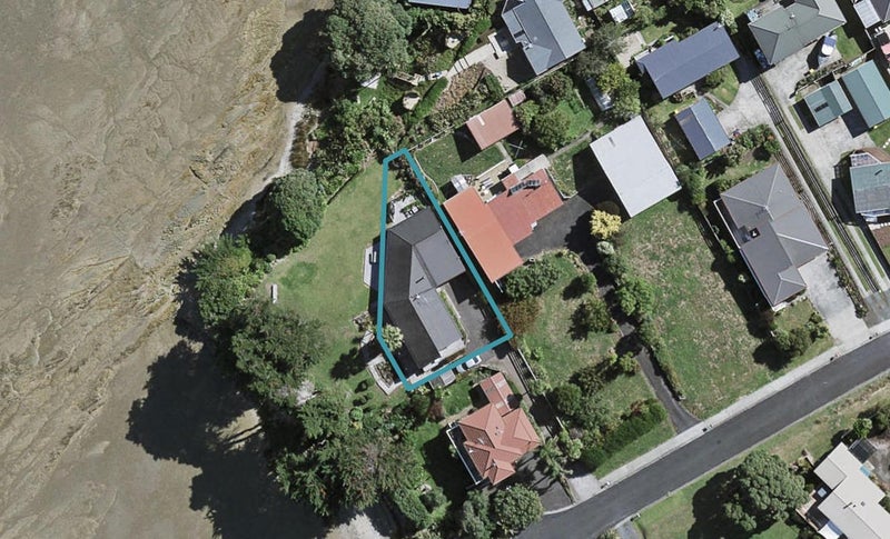 10 Channel View Road, Pukekohe - Carousel 1