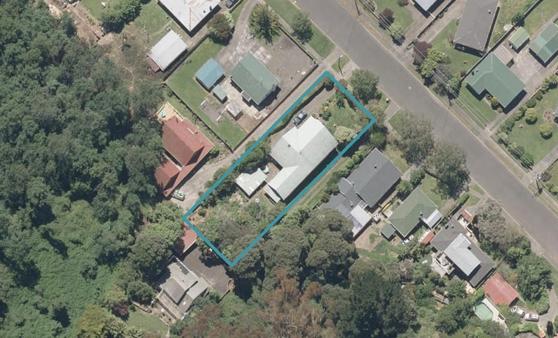 16 Turoa Road, Whanganui East, Whanganui - Carousel 1
