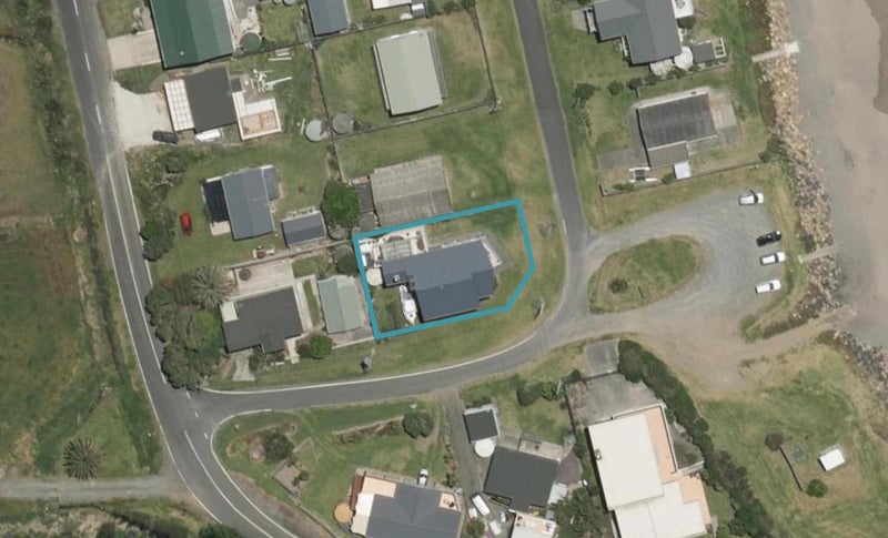 3 Mcgregor Street, Onerahi - Carousel 1