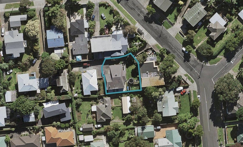 54 Athens Road, Onehunga, Auckland - Carousel 1
