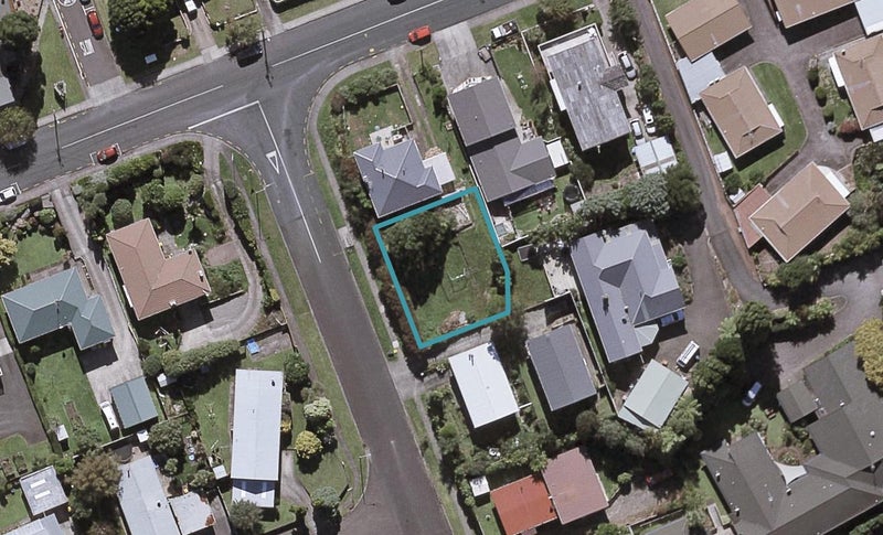 1 Tavistock Street, Westown, New Plymouth - Carousel 1
