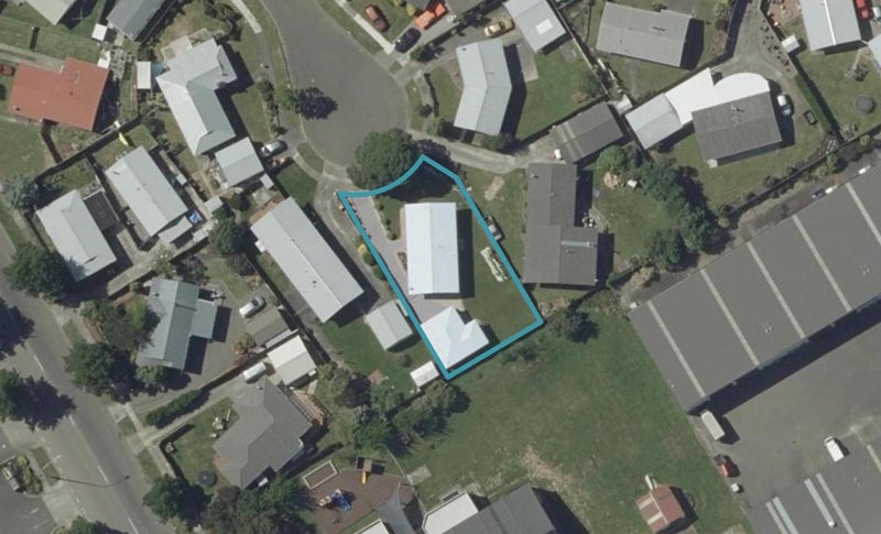 8 Forbes Place, Kelvin Grove, Palmerston North - Carousel 1