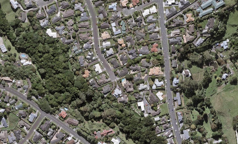 21 Kinross Drive, Merrilands, New Plymouth - Carousel 1