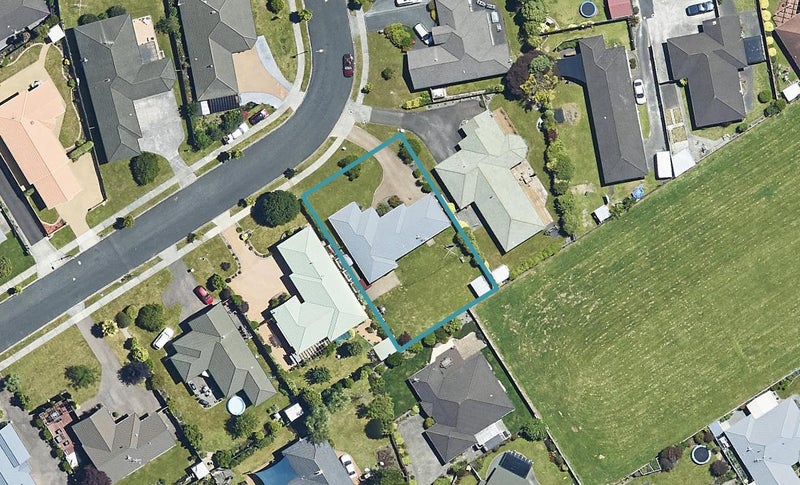 17 McCahon Drive, Pukehangi, Rotorua - Carousel 1