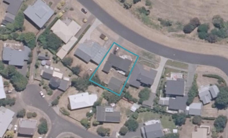 18 Pokaka Crescent, Wharewaka, Taupō - Carousel 1
