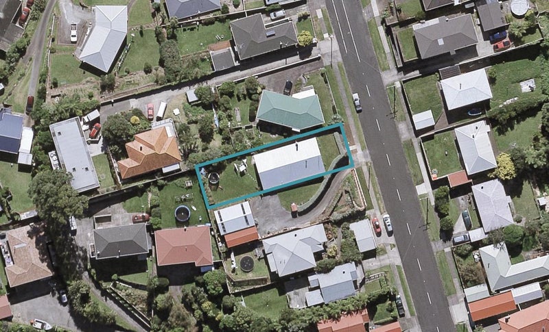 126 Pioneer Road, Moturoa, New Plymouth - Carousel 1