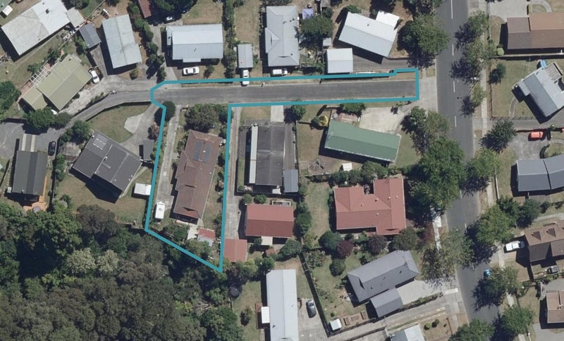 44 Waterford Road, Fitzroy, Hamilton - Carousel 1
