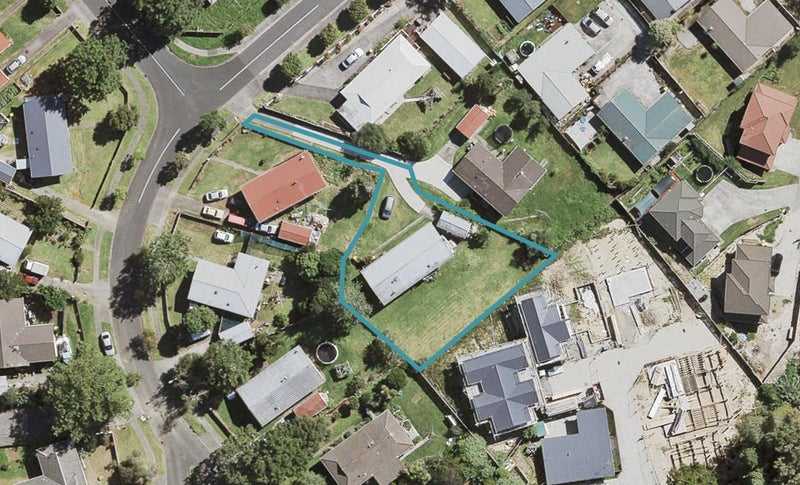 12 Afton Place, Ranui, Auckland - Carousel 1