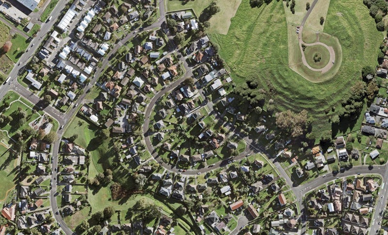 16D Roseman Avenue, Mount Roskill, Auckland - Carousel 1