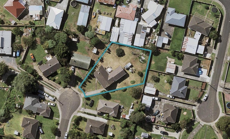 11 Craig Place, Otara, Auckland - Carousel 1