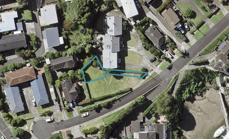 14D Bridge Street, Panmure, Auckland - Carousel 1