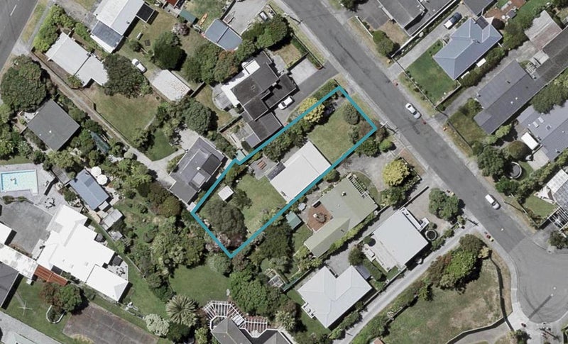 8 Vaucluse Avenue, Paraparaumu Beach, Paraparaumu - Carousel 1