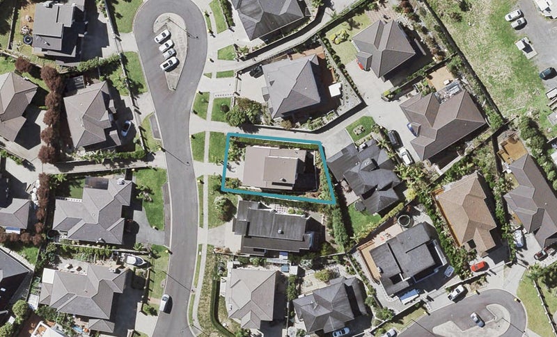 21 Kilkelly Avenue, Pinehill, Auckland - Carousel 1