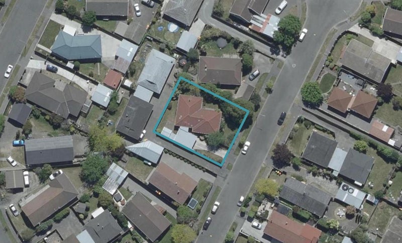 9 Glen Place, Parklands, Christchurch - Carousel 1