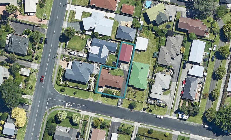 3 Brinkley Road, Otumoetai, Tauranga - Carousel 1