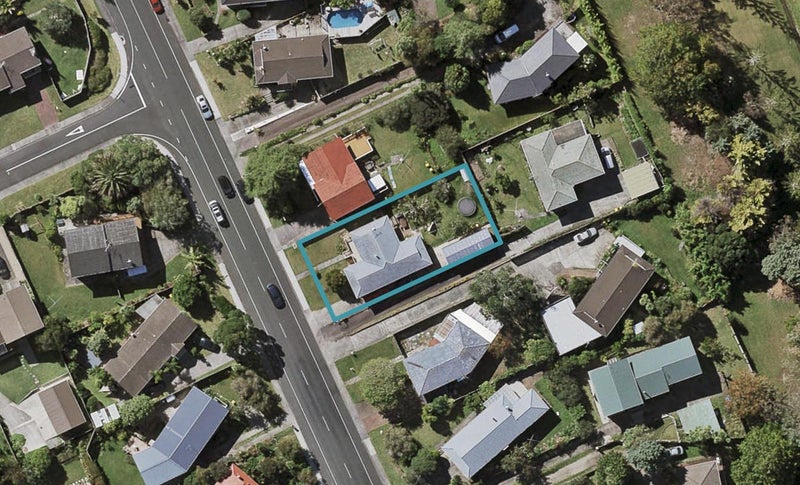 94 Sycamore Drive, Sunnynook, Auckland - Carousel 1