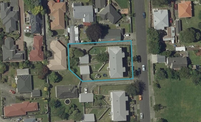 3 Crewe Crescent, Hokowhitu, Palmerston North - Carousel 1