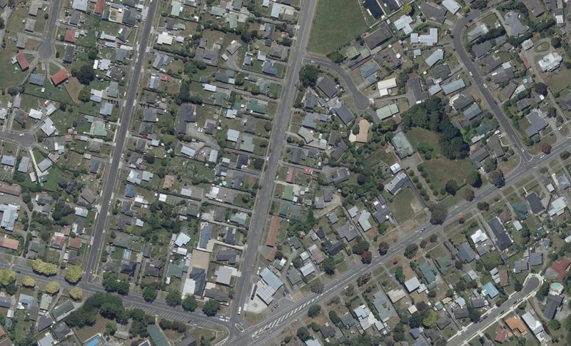 7 Pharazyn Street, Feilding, Feilding - Carousel 1