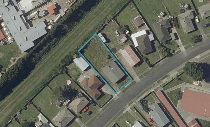 17 Brighton Crescent, Highbury, Palmerston North - Carousel 1