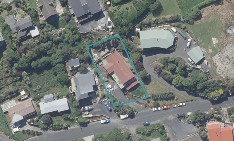 29 Queen Street, Brighton, Dunedin - Carousel 1