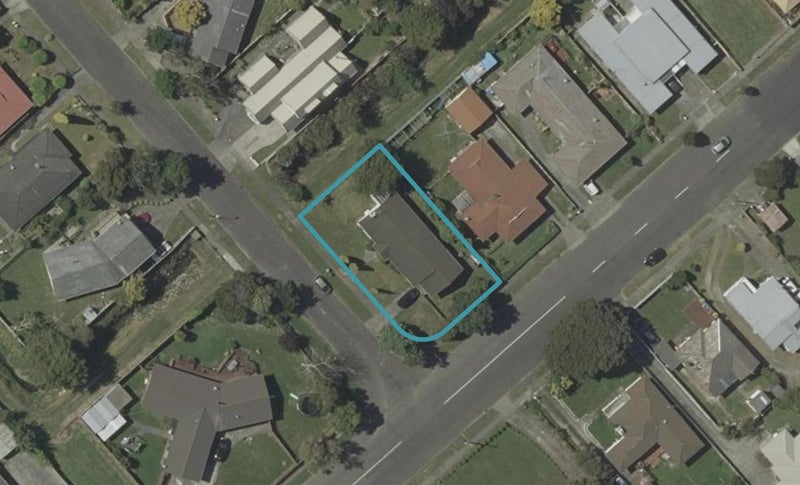 2 Terry Crescent, Milson, Palmerston North - Carousel 1