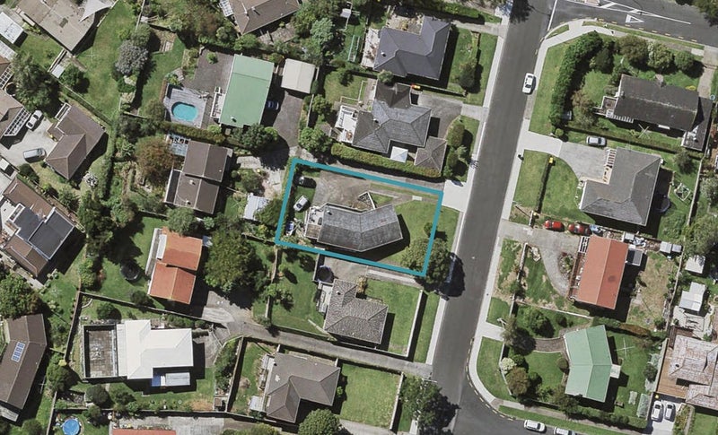 97 Udys Road, Pakuranga, Auckland - Carousel 1