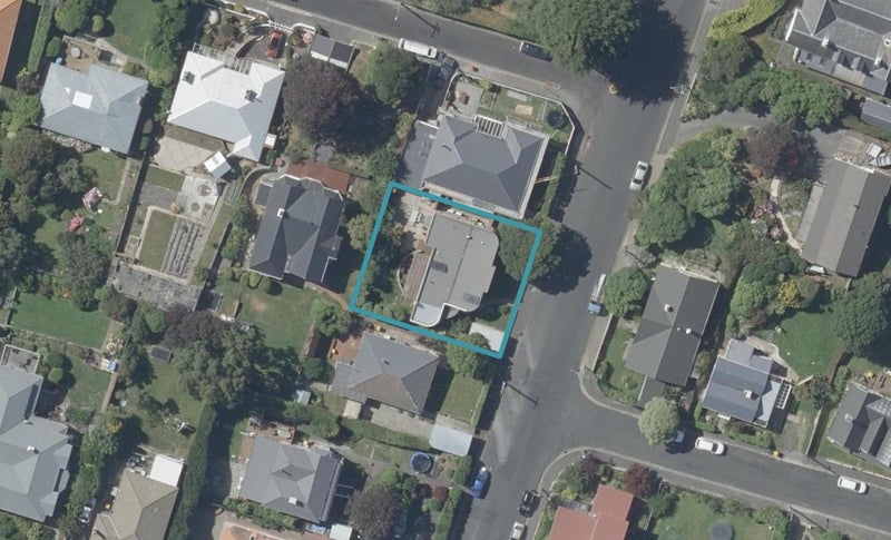 112 Glenpark Avenue, Maryhill, Dunedin - Carousel 1