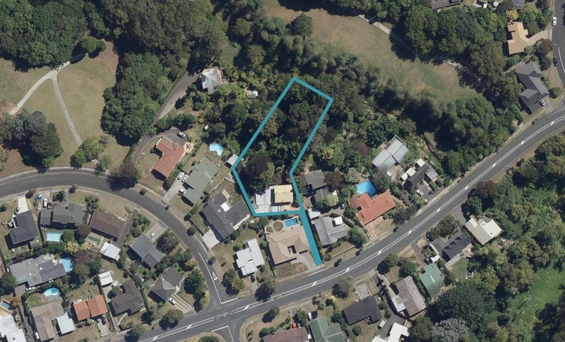 53 Glen Lynne Avenue, Queenwood, Hamilton - Carousel 1