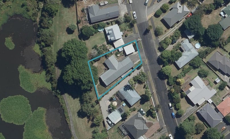 19 Kingsway Crescent, Forest Lake, Hamilton - Carousel 1