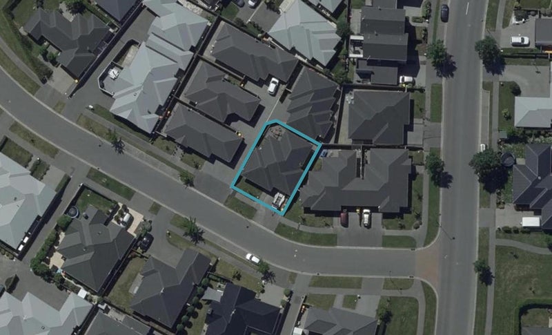 4A Somerville Crescent, Aidanfield, Christchurch - Carousel 1