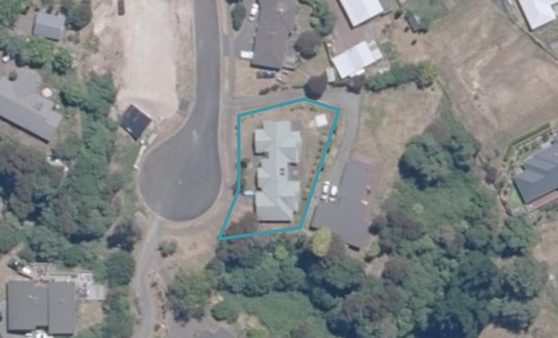 5 Larchwood Grove, Rangatira Park, Taupo - Carousel 1