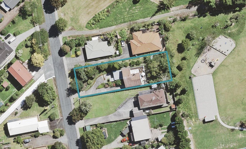 11 Church Street, Swanson, Auckland - Carousel 1