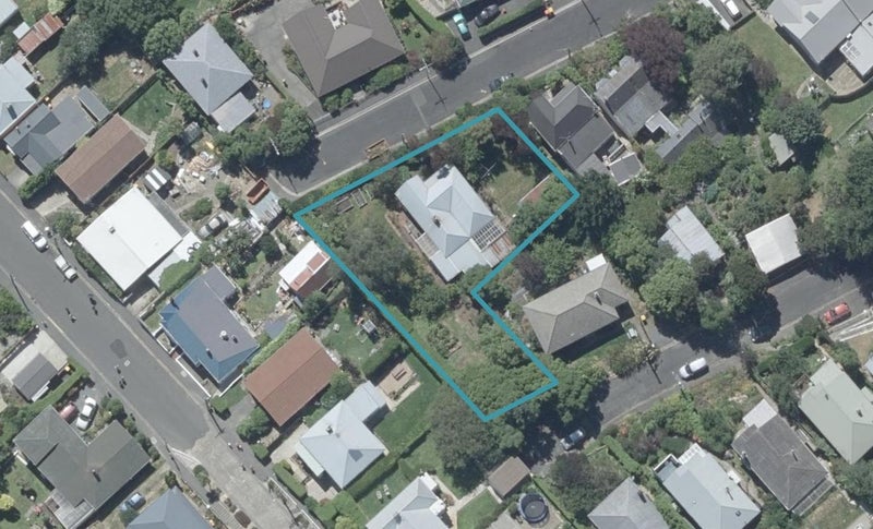 19 Bouverie Street, North East Valley, Dunedin - Carousel 1