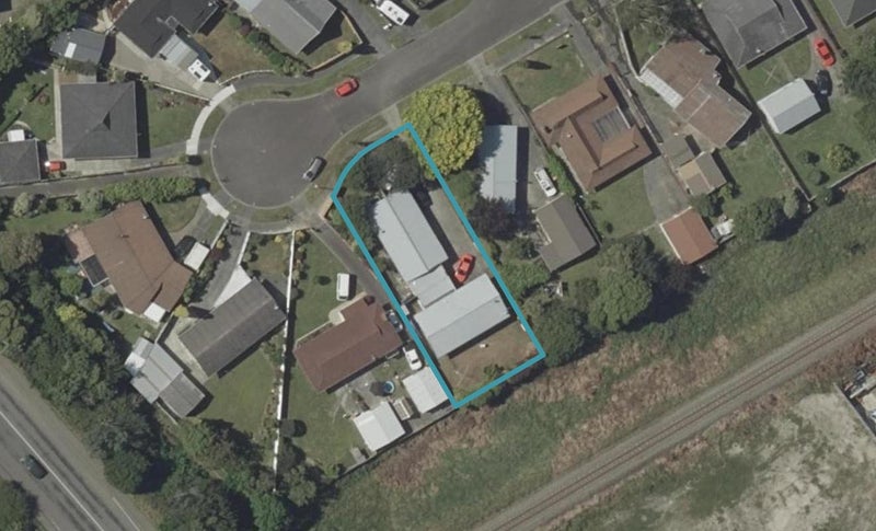 8A Geraldine Crescent, Cloverlea, Palmerston North - Carousel 1