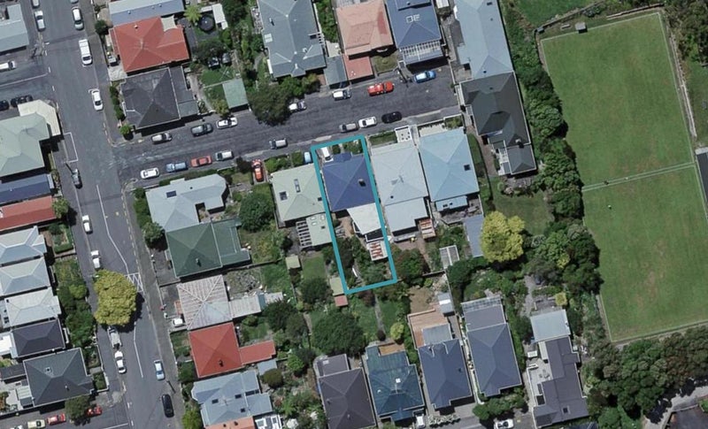 4 Corunna Avenue, Newtown, Wellington - Carousel 1