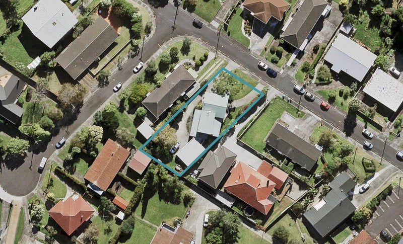 12 Currie Avenue, Hillsborough, Auckland - Carousel 1