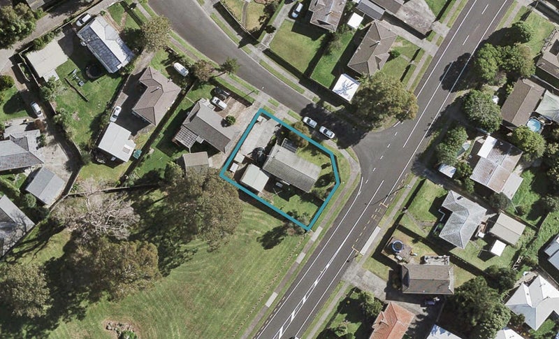 2 Goldnib Place, Randwick Park, Auckland - Carousel 1