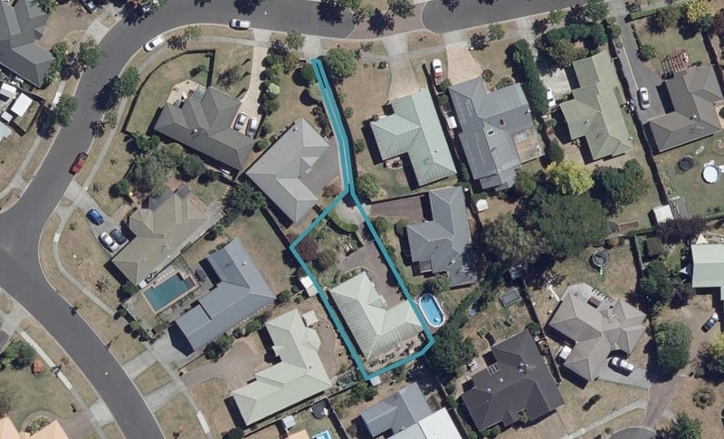 41A Bouverie Crescent, Flagstaff, Hamilton - Carousel 1