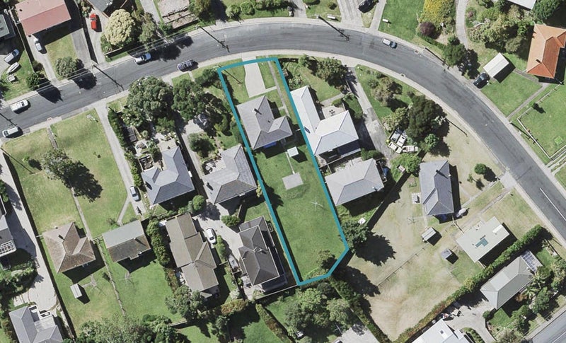 29 Alamein Avenue, Belmont, Auckland - Carousel 1