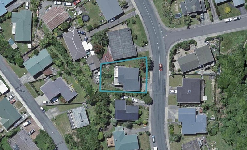 81 Baylands Drive, Newlands, Wellington - Carousel 1