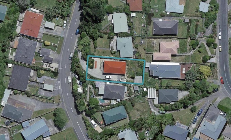 53 Salford Street, Newlands, Wellington - Carousel 1