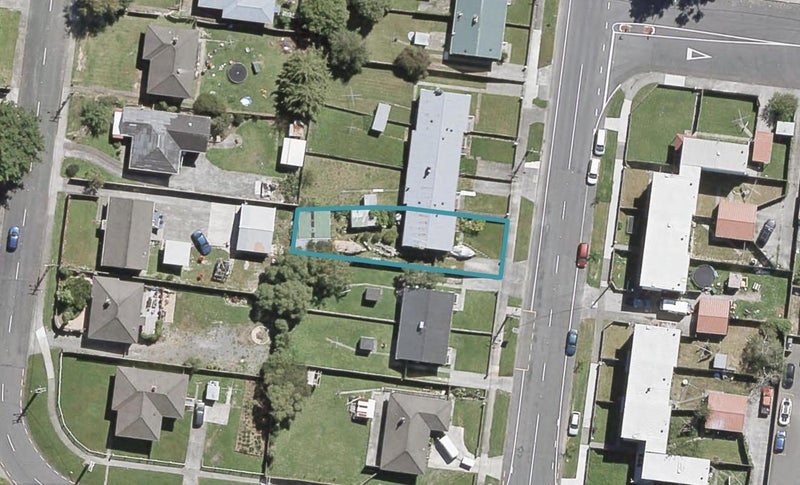 222 George Street, Stokes Valley, Lower Hutt - Carousel 1