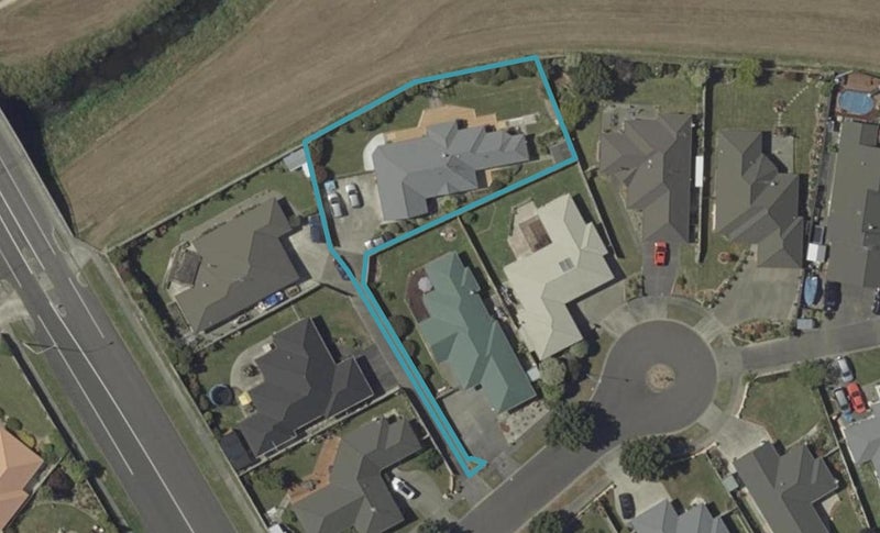 7 Brookside Close, Highbury, Palmerston North - Carousel 1