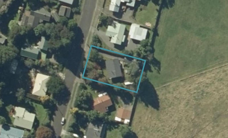 41 Te Herekiekie Street, Tūrangi - Carousel 1