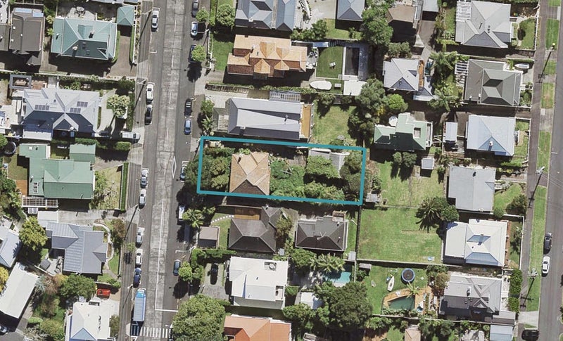 125 Queen Street, Northcote Point, Auckland - Carousel 1