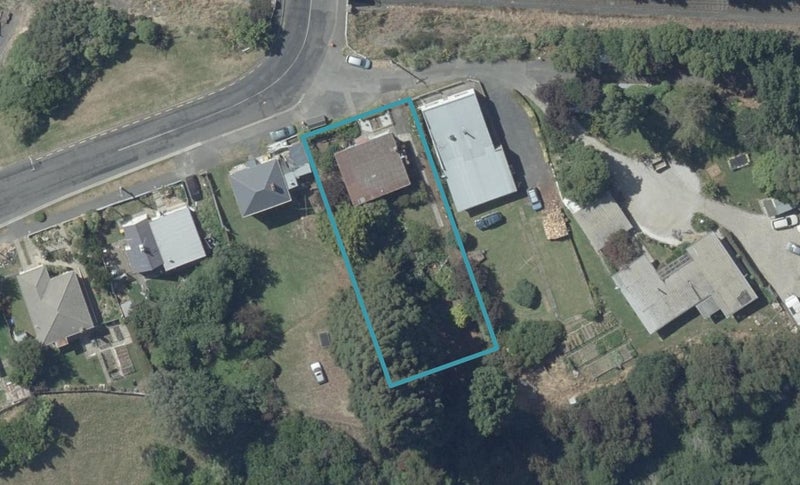 29 Neill Street, Green Island, Dunedin - Carousel 1