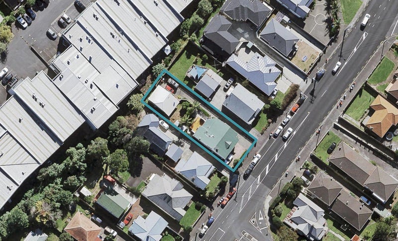 45 Morningside Drive, Mount Albert, Auckland - Carousel 1